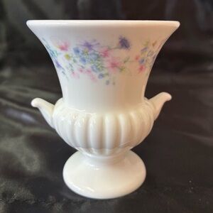 Wedgwood Vintage Angela Bone China Small Urn Bud Vase Toothpick Holder